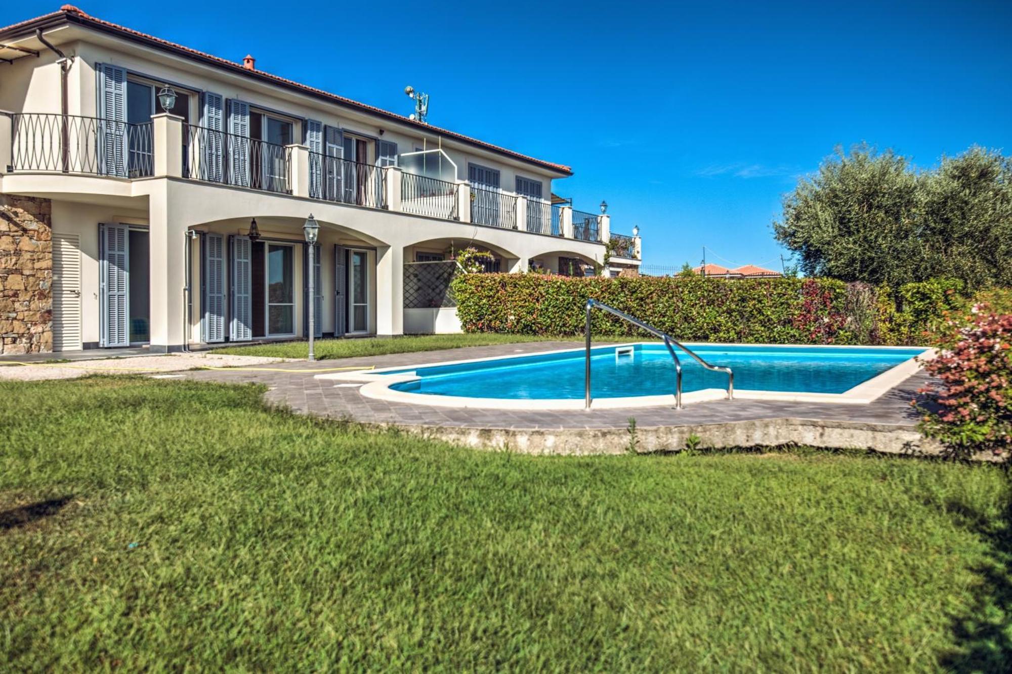 Villa Lucia Riviera Dei Fiori Pool - Happy Rentals Sanremo Exteriör bild